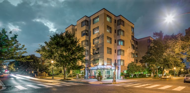 Capitol Hill Hotel Exterior