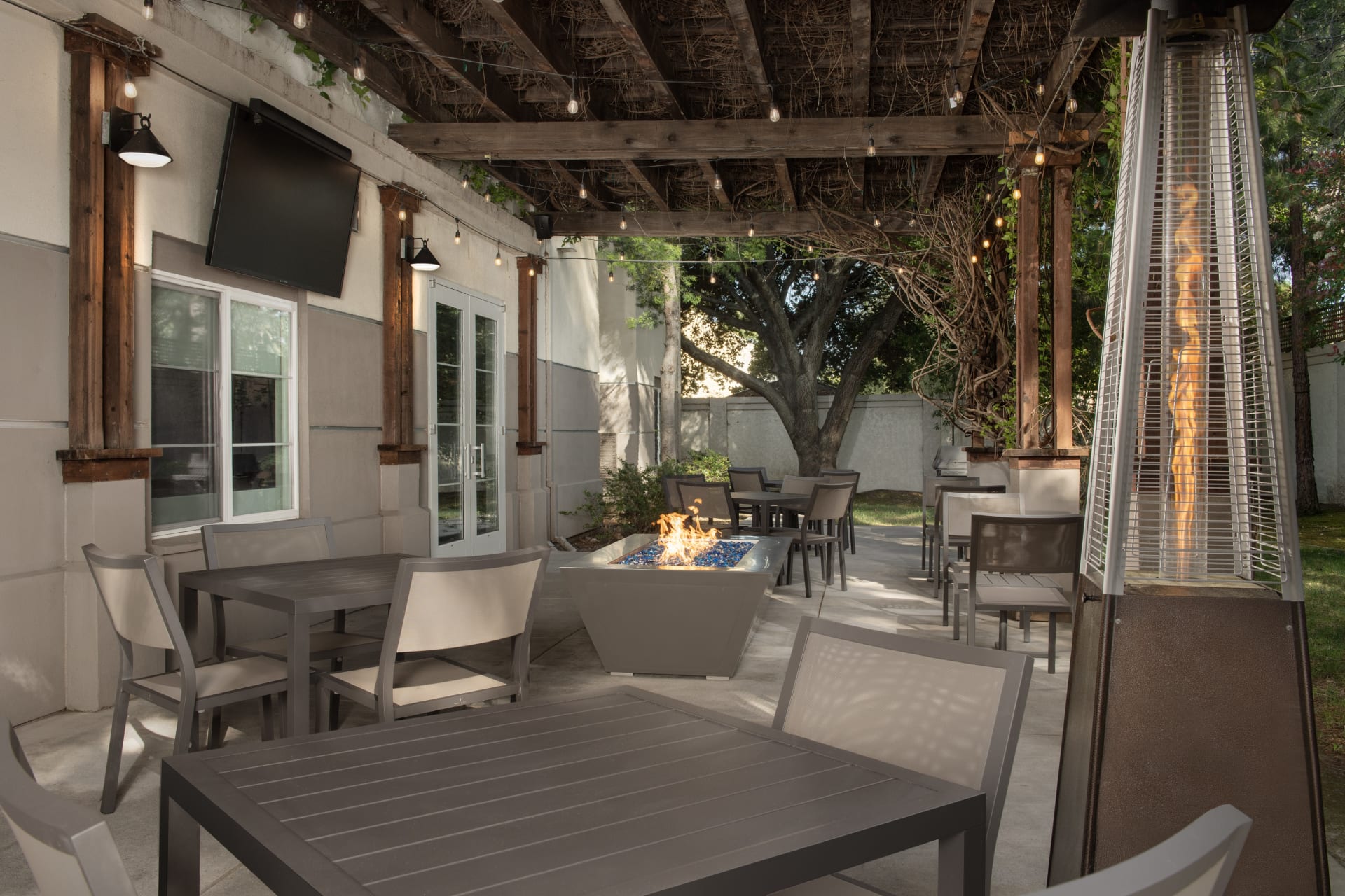 2HomeSpirit2 RI PA Patio