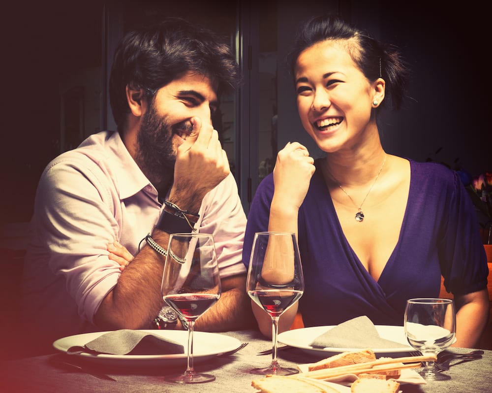 couple-romantic-dinner