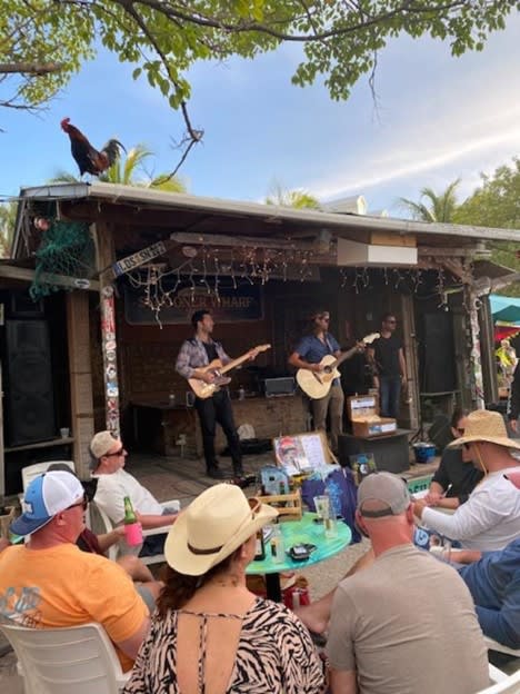 Schooner Wharf Bar