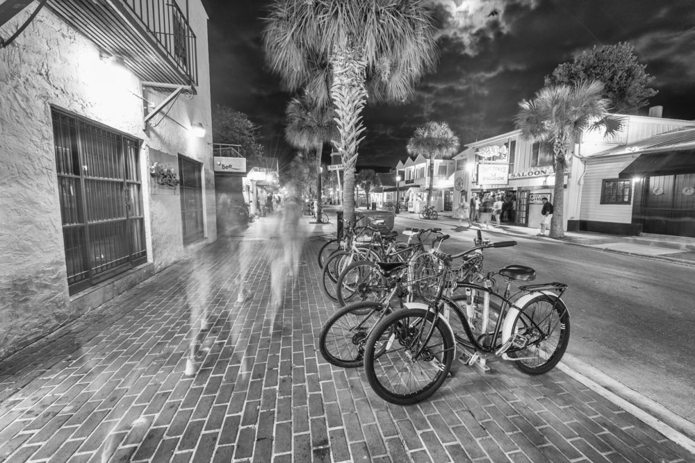 The Friendly (& Unfriendly) Ghosts of Key West