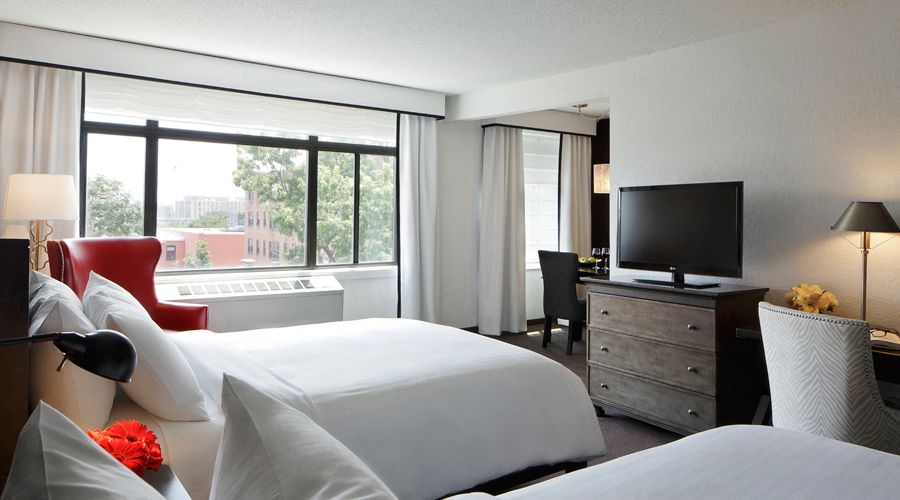 Superior suite queen beds