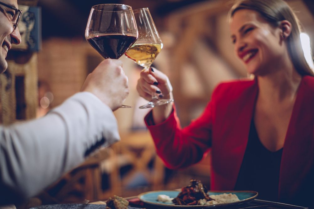 elegant-restaurant-couple-sausalito