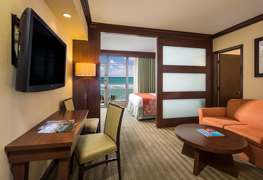 Two Bedroom Suite Ocean Front Newport Beachside Hotel & Resort