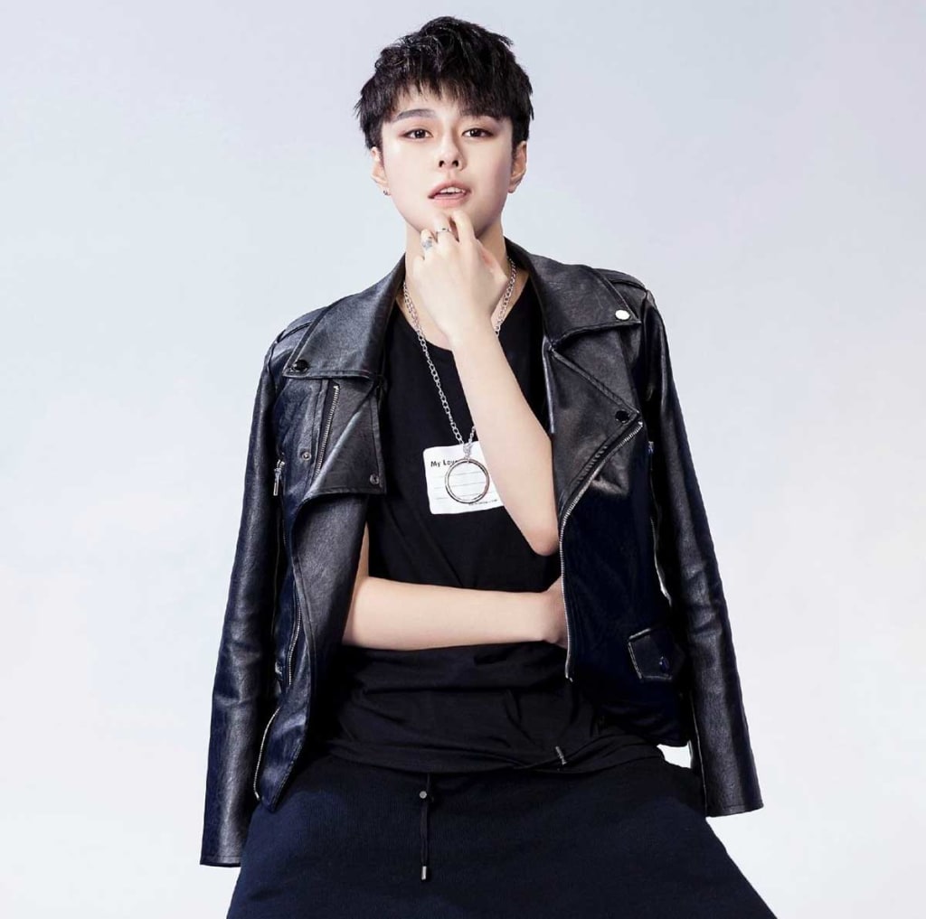 member FFC Acrush Min Jun Qian - Wow, Ga heran deh Boyband yang satu ini banyak penggemar cowoknya