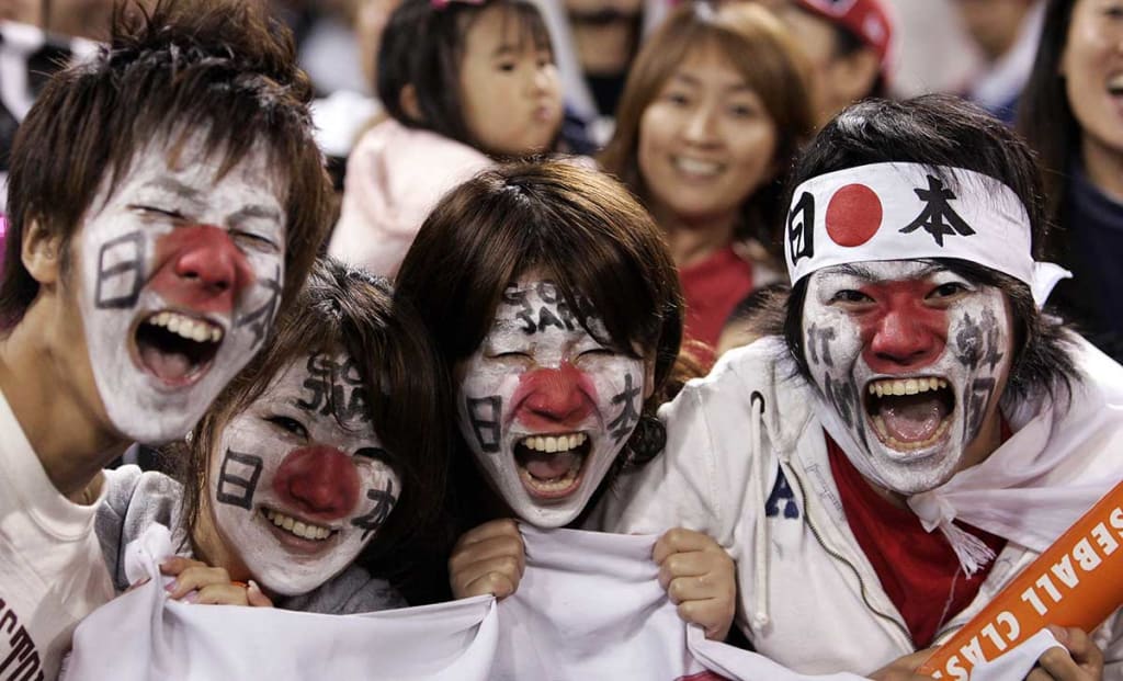 Penggemar Fanatik Baseball fakta unik Jepang2 - Sugoi! Ini dia hal aneh yang cuman ada di Jepang, siap - siap buat mata kalian melotot