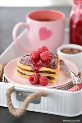 Pancake lamaran anti mainstream dengan makanan - Siapa Bilang Makanan Cuman Bisa Ngenyangin Perut? Makanan Juga Bisa Buat Kekasih Langsung "Say Yes" Loh!!