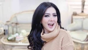 foto syahrini terbaru - Profil lengkap Princess Syahrini