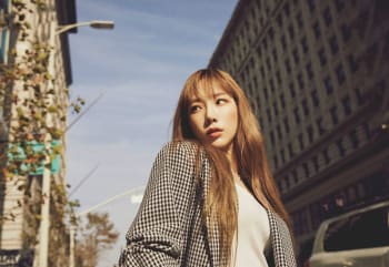 Lirik Lagu Dear Me - Taeyeon (Hangul, English, Latin dan terjemahan Indonesia)