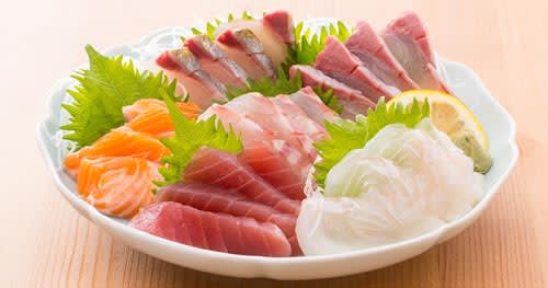 Sashimi - 20 Makanan Jepang Yang Paling Wajib Dicoba
