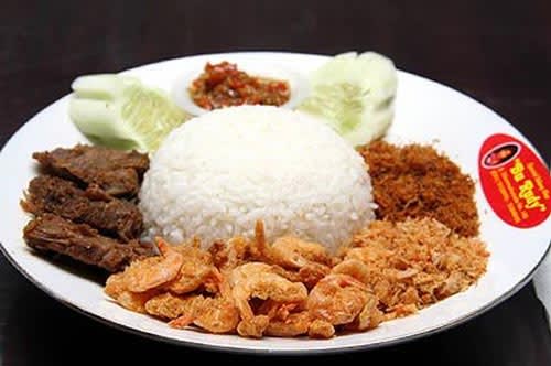 Nasi Udang Bu Rudy - 15 Menu dan Tempat Makan Ikonik di Surabaya