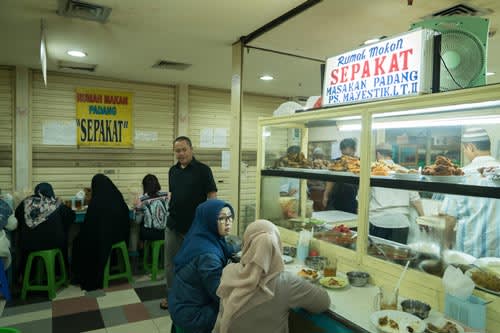 RM Sepakat - Menu dan Tempat Makan Ikonik Di Jakarta