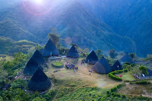 Desa Wae Rebo - 24 Objek Wisata Menarik Di Indonesia