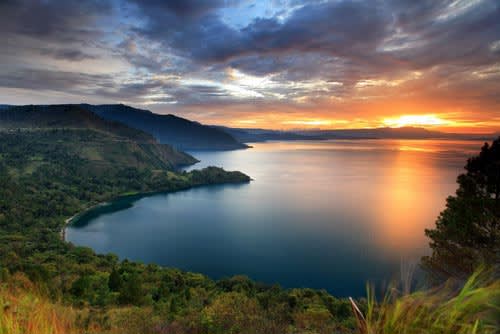 Danau Toba - 24 Objek Wisata Menarik Di Indonesia