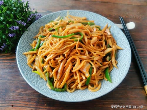 Chow Mein - 20 Makanan China Yang Paling Wajib Dicoba