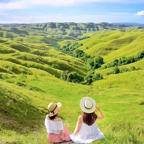 Bukit Warinding - 24 Objek Wisata Menarik Di Indonesia