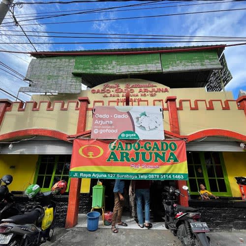 Gado Gado Arjuna Surabaya - 15 Menu dan Tempat Makan Ikonik di Surabaya