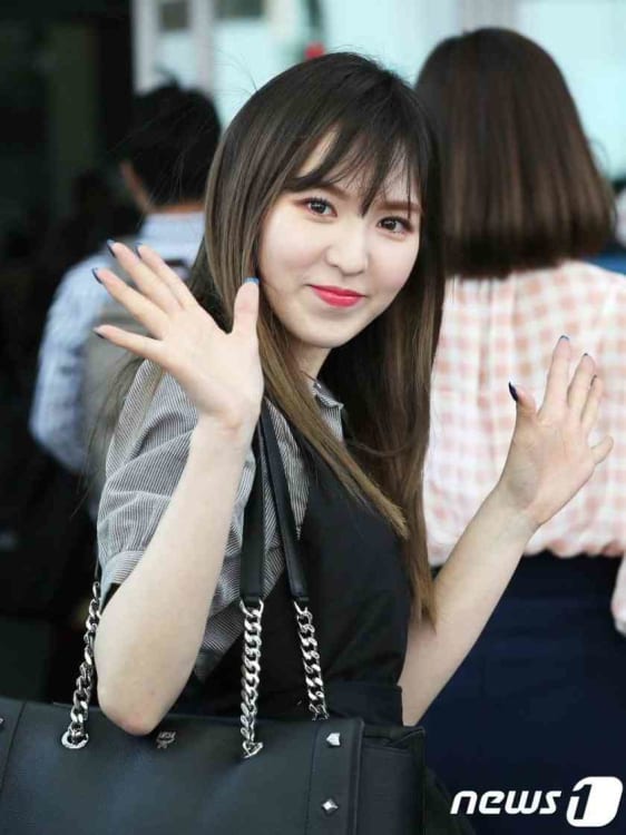 red velvet ke indonesia 5 - Asyik.. Red Velvet Terbang Ke Indonesia Menghadiri "Seoul Talk Concert in Jakarta"