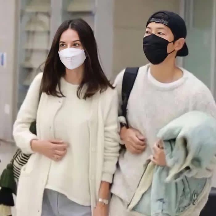 Menantikan Kelahiran Anak Pertama - Fakta Menarik Pernikahan Song Joong Ki