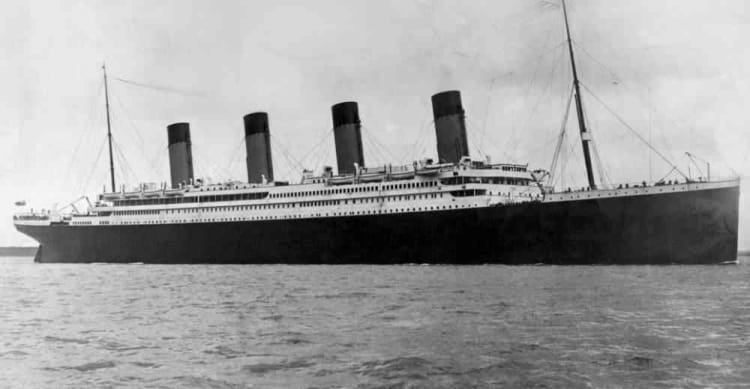tenggelamnya titanic 1 - Kisah Tenggelamnya Kapal Titanic "Kapal yang tidak bisa tenggelam"