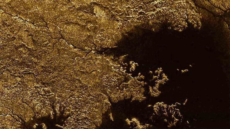 cassini satelit luar angkasa NASA ditemukannya danau metana - Fakta Menarik Misi Cassini, Pesawat Ruang Angkasa NASA Sebelum Berakhir di Saturnus & Bulan