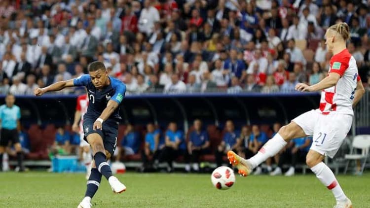 tendangan mbapper final piala dunia - Perancis, Juara Piala Dunia 2018 Setelah Menang 4 - 2 Atas Kroasia