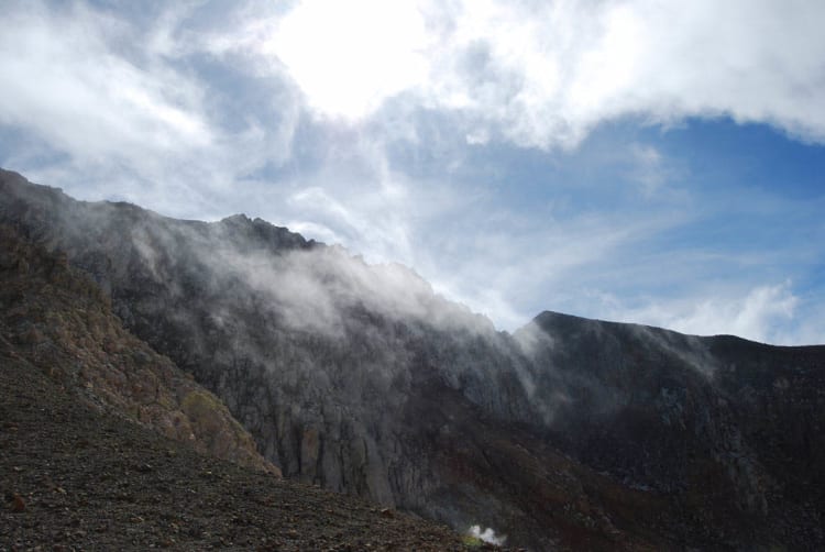 gunung egon flores - Gunung Berapi Paling Aktif di Indonesia hingga 2018