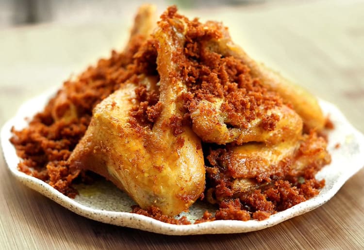 9 Resep Ayam Goreng Enak dan Gurih