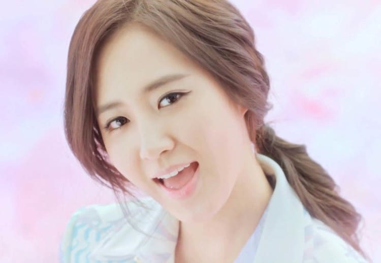 Kwon Yuri - Artis-artis Korea Ini Memang Memiliki Wajah Tercantik Tanpa Oplas