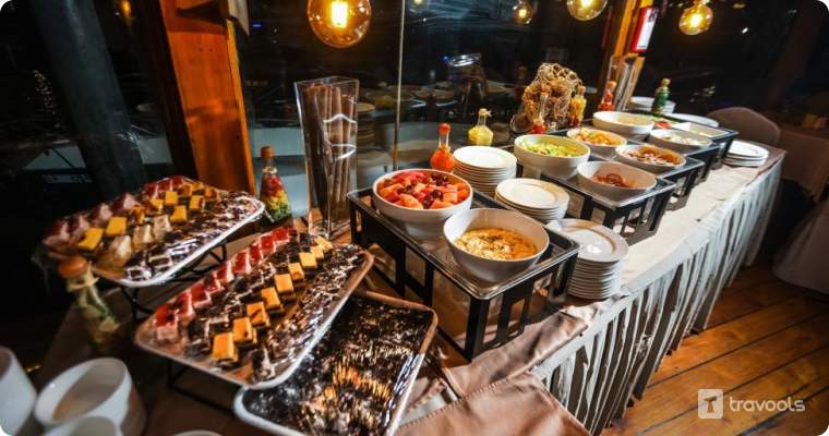 marina dinner cruise food