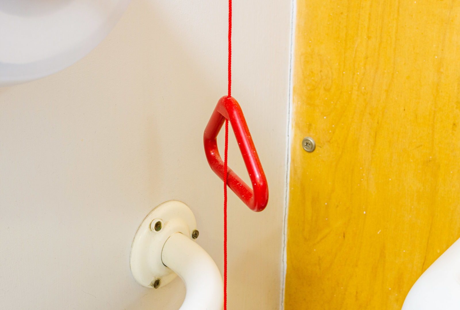 Red pull cord