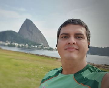 FELIPE BRITO