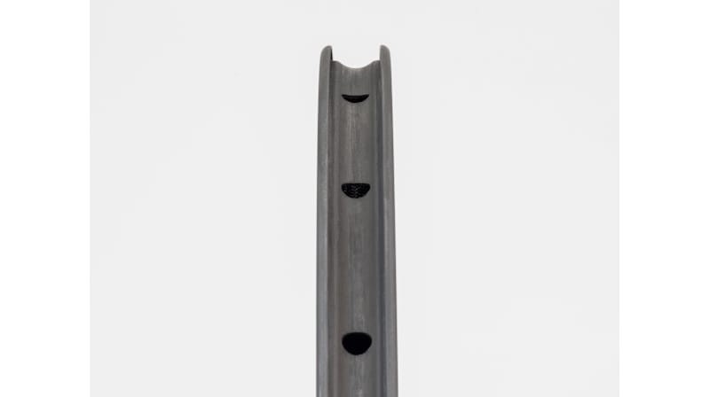 Bontrager Aeolus Pro 3 TLR Disc Road Wheel - Trek Bikes