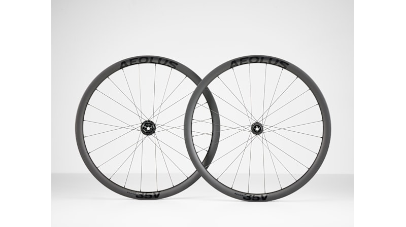Bontrager Aeolus Elite 35V TLR Disc Road Wheel - Trek Bikes
