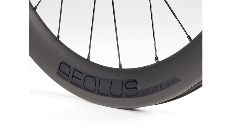 Bontrager Aeolus Elite 50 リアホイールのみ Bontrager Aeolus Elite 50 TLR Disc Road Wheel - Trek Bikes