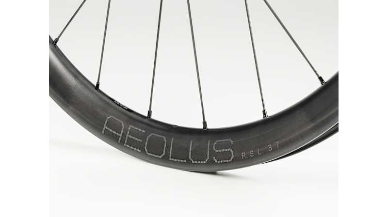 AEOLUS RSL37 ホイール　前後 Bontrager Aeolus RSL 37 TLR Disc Road Wheel - Trek Bikes
