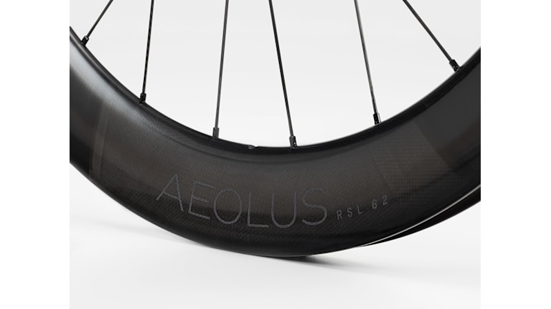Bontrager Aeolus RSL 62 TLR Disc Road Wheel - Trek Bikes