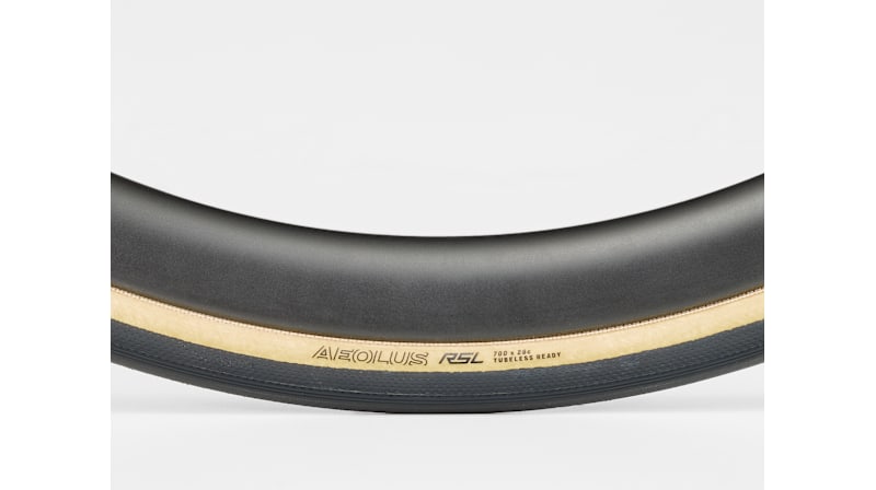 ボントレガー Aeolus RSL TLRロードタイヤ - Trek Bikes (JP)