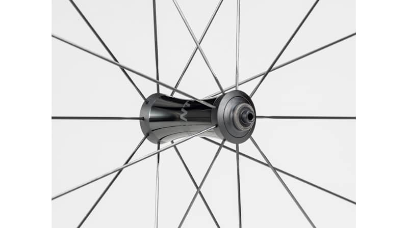 Bontrager Aeolus XXX 2 TLR Clincher Road Wheel - Trek Bikes
