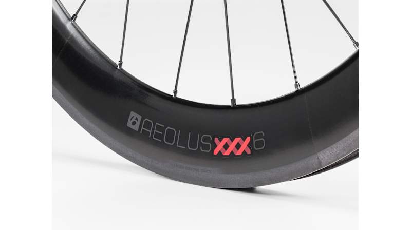 Bontrager Aeolus XXX 6 TLR Clincher Road Wheel - Trek Bikes (CA)