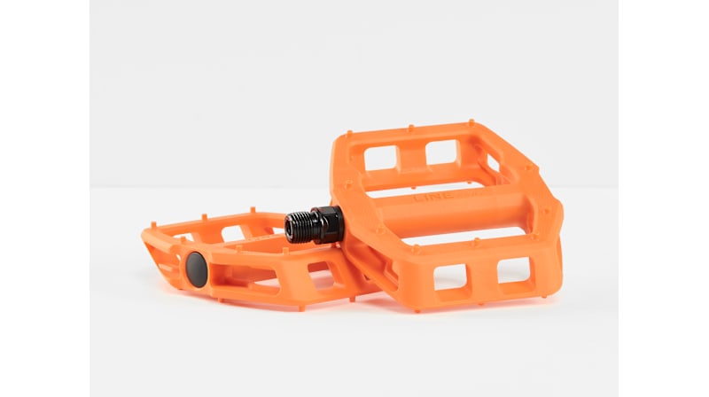 ボントレガー Line Compフラットペダルセット - Trek Bikes (JP)