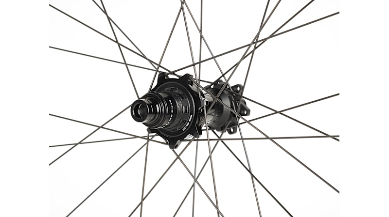 Bontrager Line Pro 30 TLR Boost 29 MTB Wheel - Trek Bikes