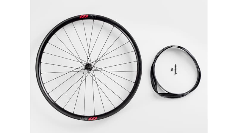 Bontrager Line XXX Boost TLR 29˝ MTB Wheel - Trek Bikes