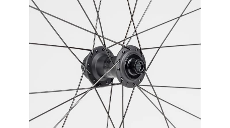 Bontrager Paradigm Comp 25 TLR Disc Road Wheel - Trek Bikes