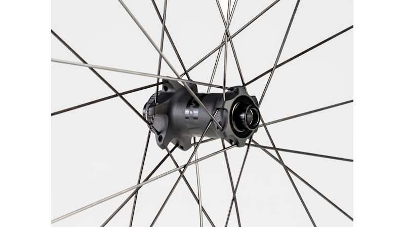 Bontrager Paradigm Comp TLR Disc Road Wheel - Trek Bikes