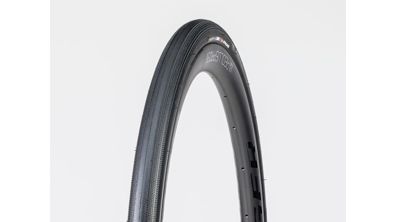 ボントレガー R2 Hard-Case Lite ロード タイヤ - Trek Bikes (JP)