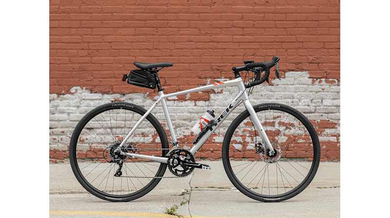 TREK 「トレック」 CROSSRIP1 2018年モデル ロードバイク 
新車参考価格：129,600円(税込) 2018 TREK CrossRip(トレック クロスリップ) 1、2の特徴・評判