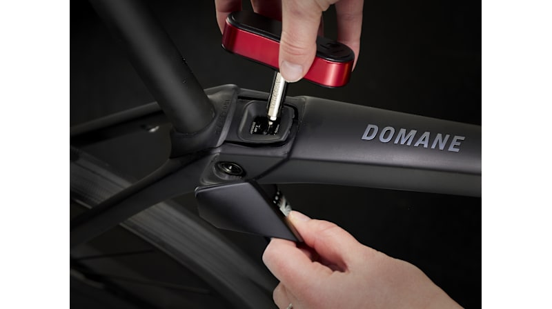 Domane SL 5 Gen 4 - Trek Bikes (JP)