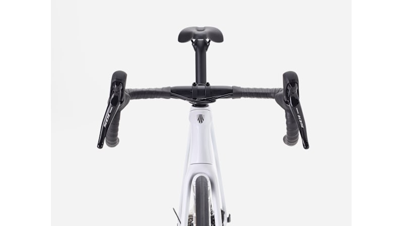 Émonda 軽量ロードバイク – Trek Bicycle (JP)