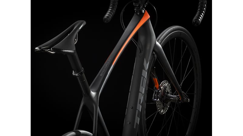 Émonda SLR 7 Disc - Trek Bikes (JP)